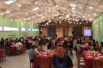  Éxito del Picoteo Solidario de Ya Era Hora (Foto TA)